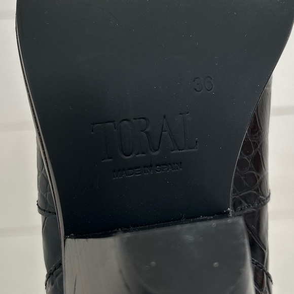 Toral Oslo Short Leather Boots - Picture 12 of 14